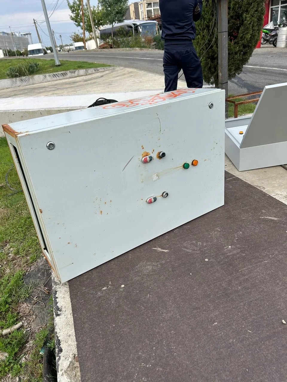 сборка электрощита в частном доме  Адлер — Вольтикс